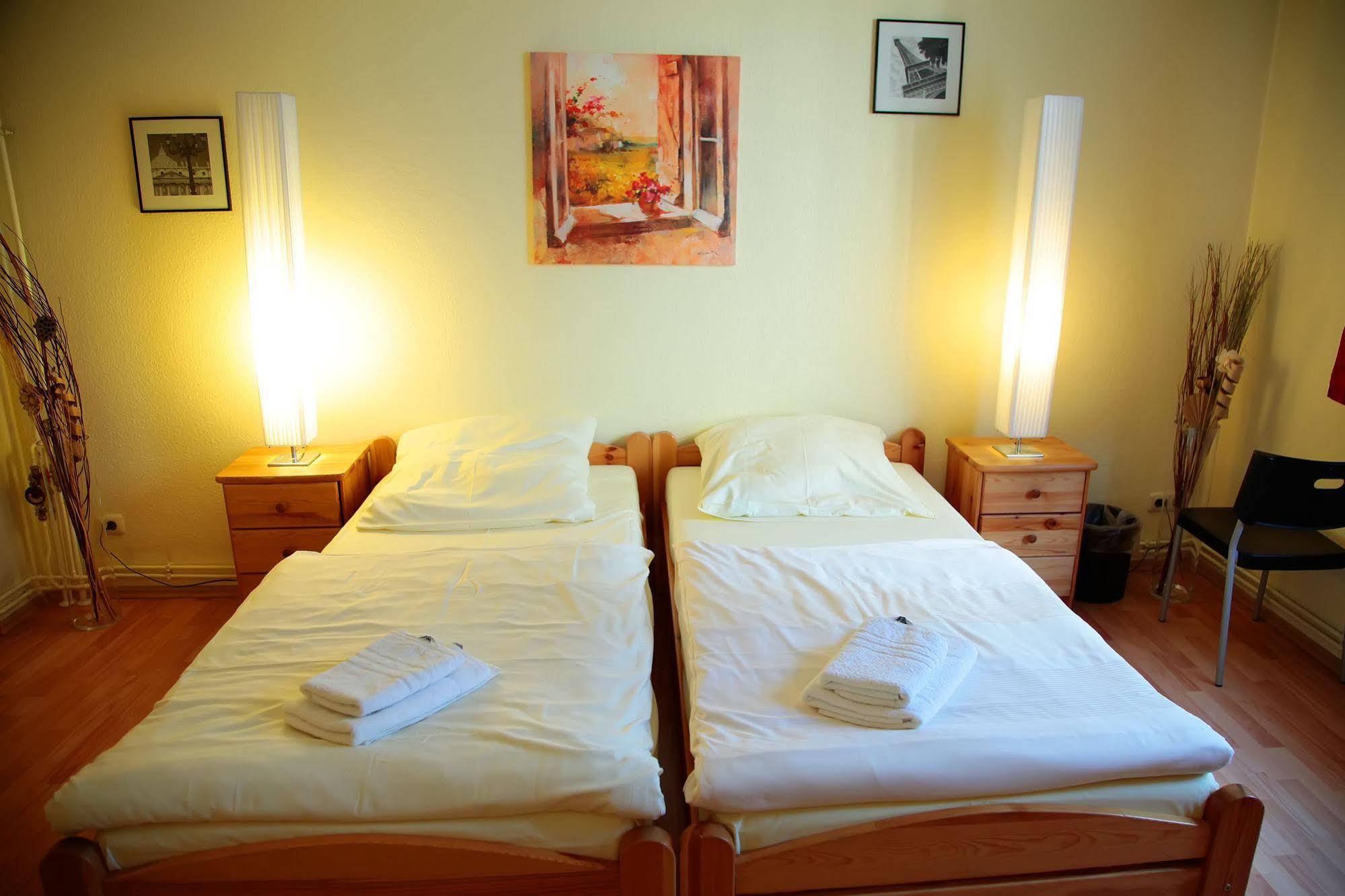 Boardinghouse Mundsburg Aparthotel Hamburg-Harburg Buitenkant foto