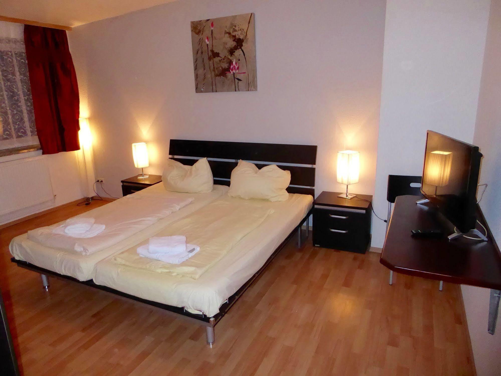 Boardinghouse Mundsburg Aparthotel Hamburg-Harburg Buitenkant foto