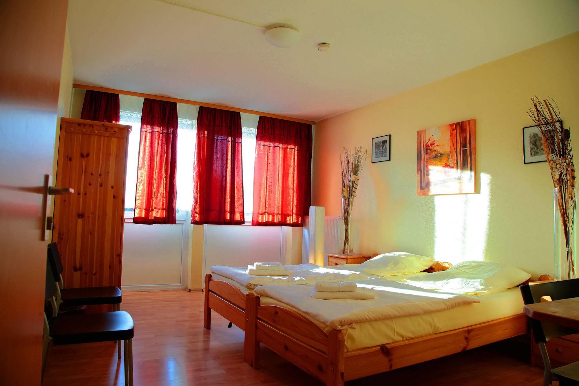 Boardinghouse Mundsburg Aparthotel Hamburg-Harburg Buitenkant foto