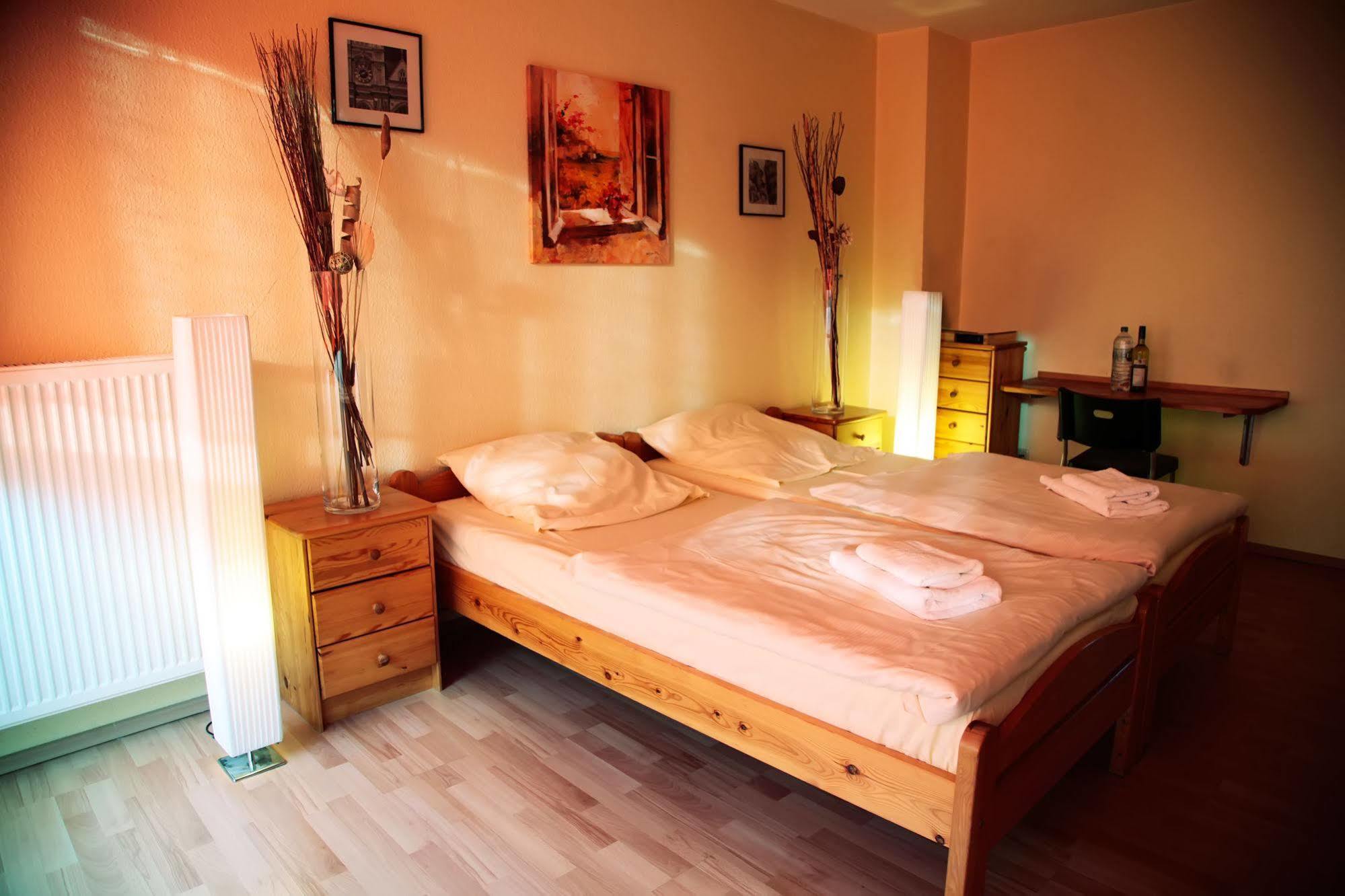 Boardinghouse Mundsburg Aparthotel Hamburg-Harburg Buitenkant foto